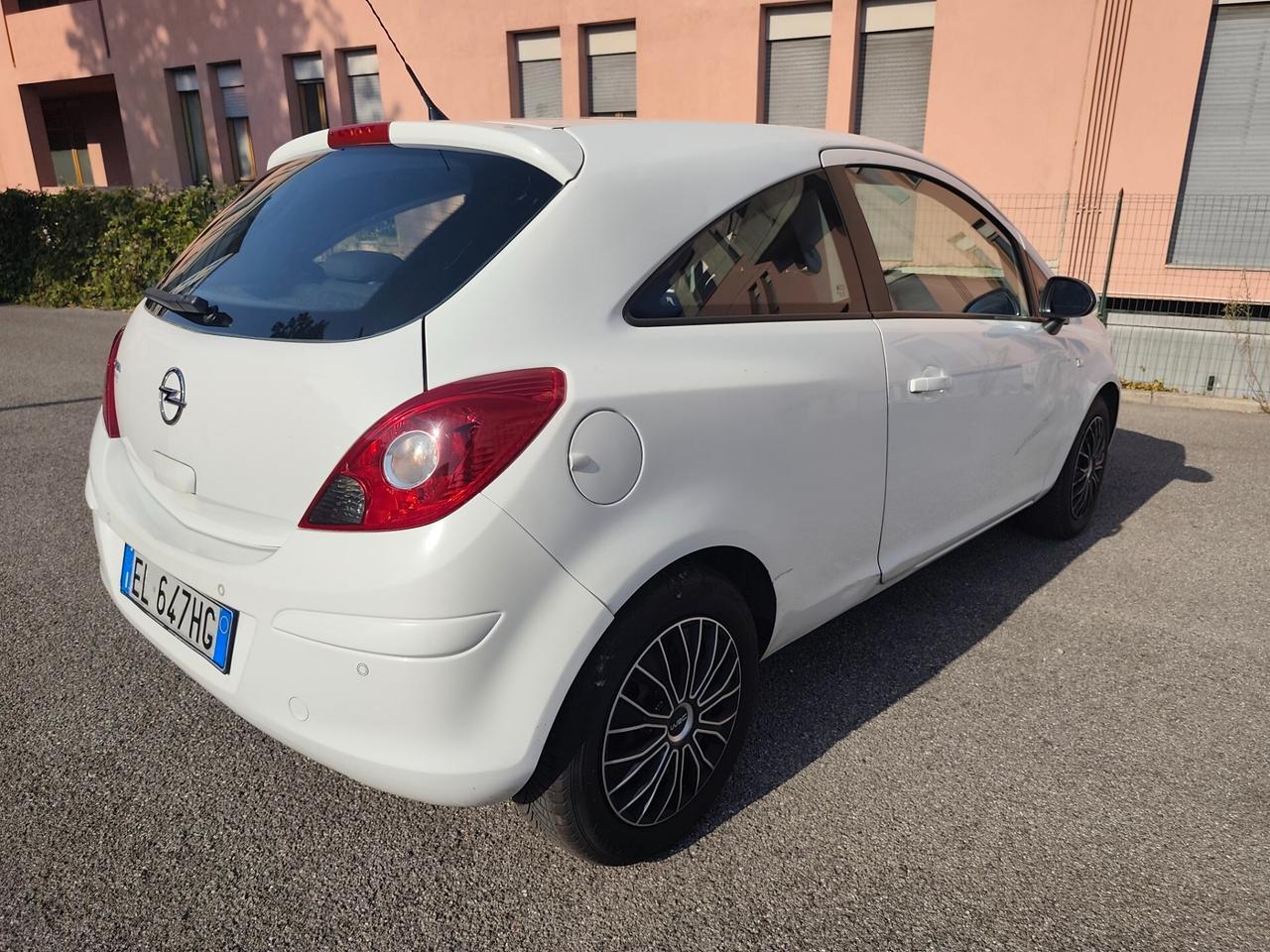Opel Corsa 1.2 Benz euro 5 3 porte
