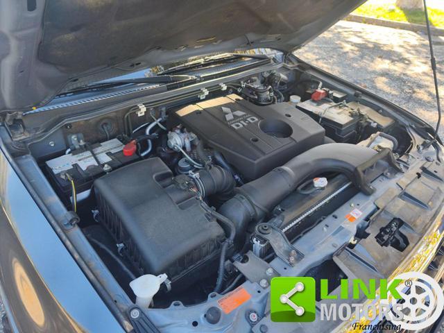MITSUBISHI Pajero 3.2 DI-DC 200 CV 16V aut. 5p. Instyle DPF