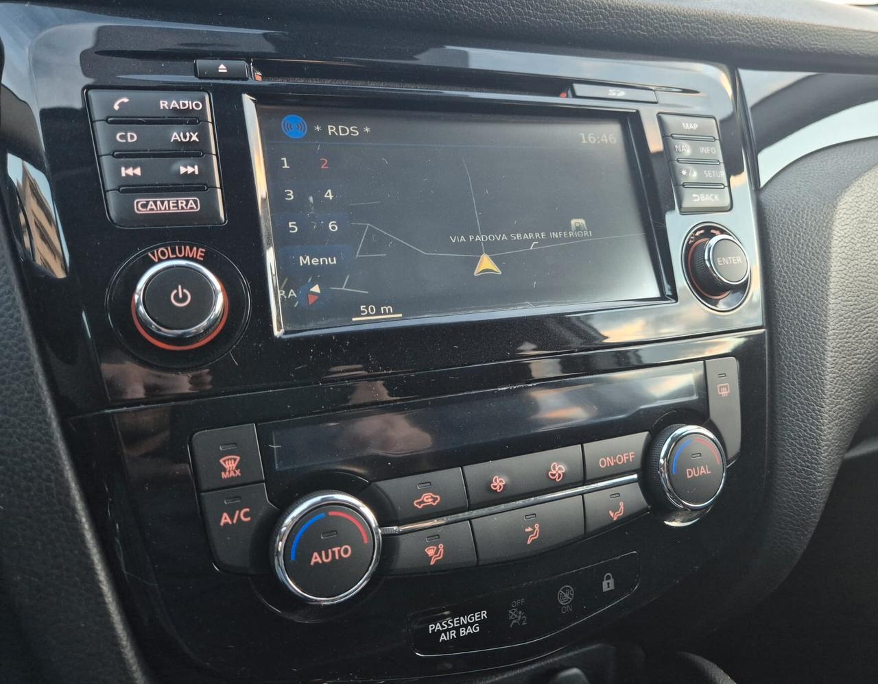 Nissan Qashqai 1.5 dCi Tekna Tetto panoramico 4 telecamere 360°