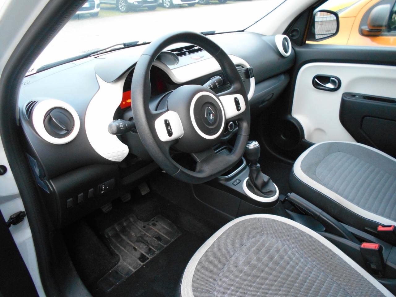 Renault Twingo 1.0 SCE LIMITED