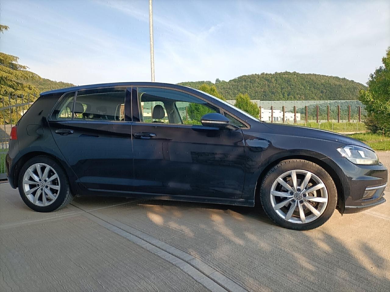 Volkswagen Golf 2.0 TDI DSG 5p. "VERA" Executive