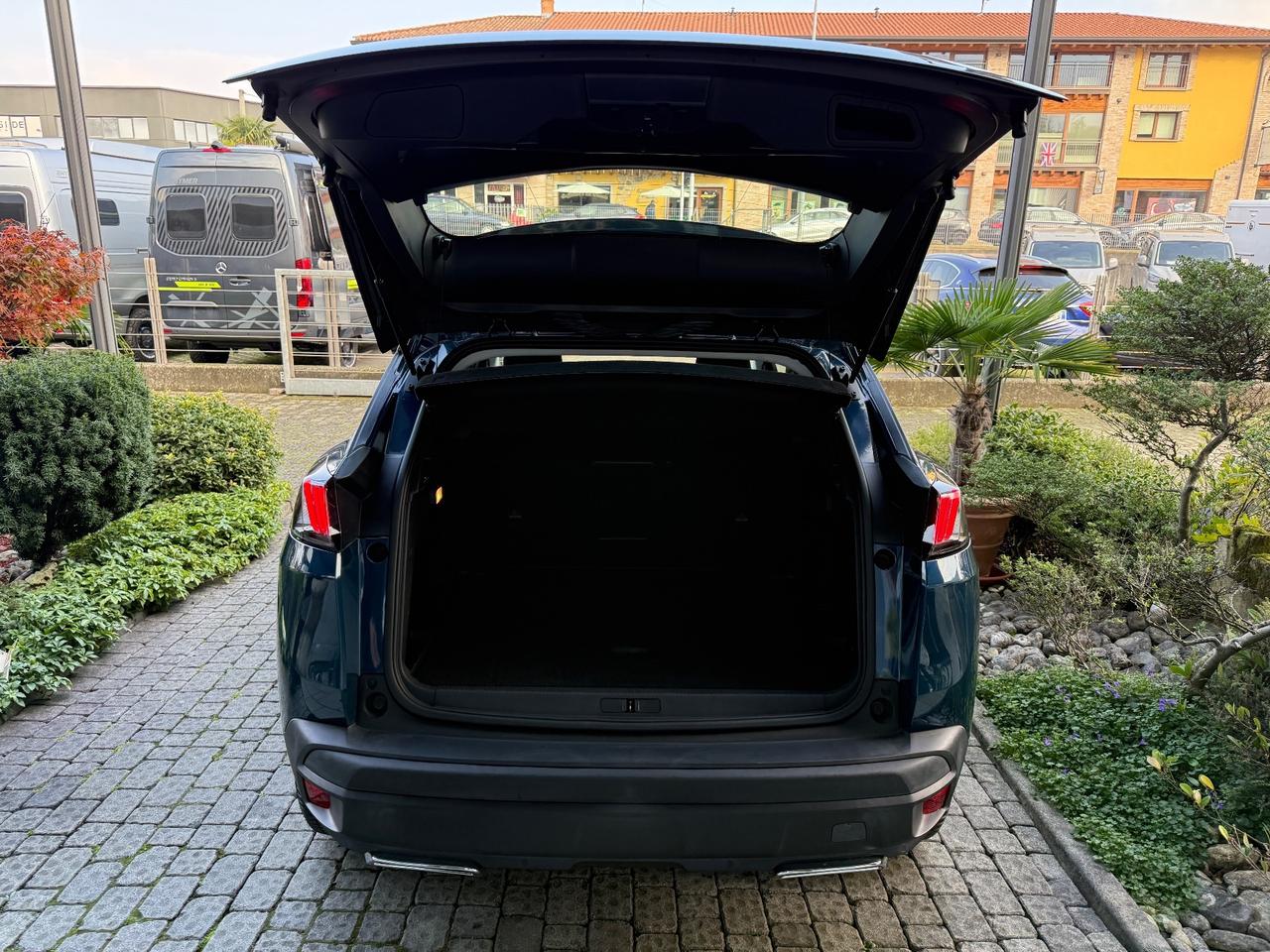 Peugeot 3008 1500tdi automatica