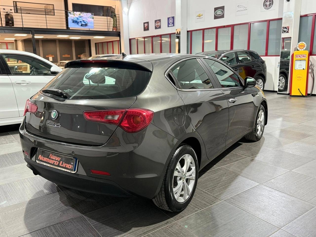 Alfa Romeo Giulietta 1.6 Mjt 105cv Distinctive 2013