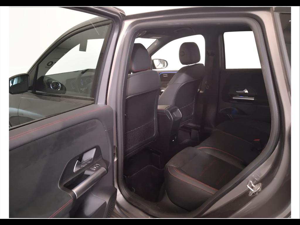 Mercedes-Benz Classe B - W247 2023 - B 180 d AMG Line Advanced Plus auto