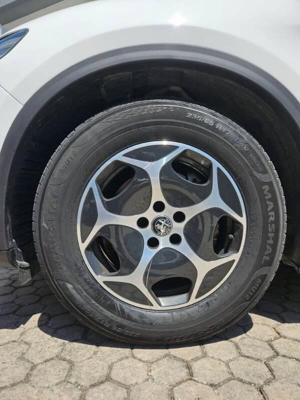 Alfa Romeo Stelvio 2.2 t Business Q4 190cv auto