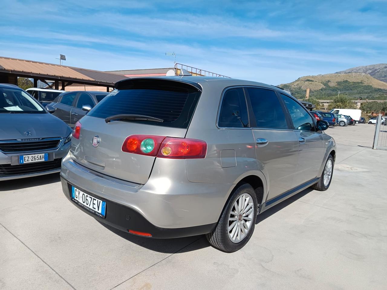FIAT Croma 1.9D 150CV - SPAZIOSA