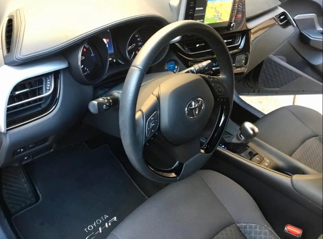 Toyota C-HR 1.8 Hybrid E-CVT Business