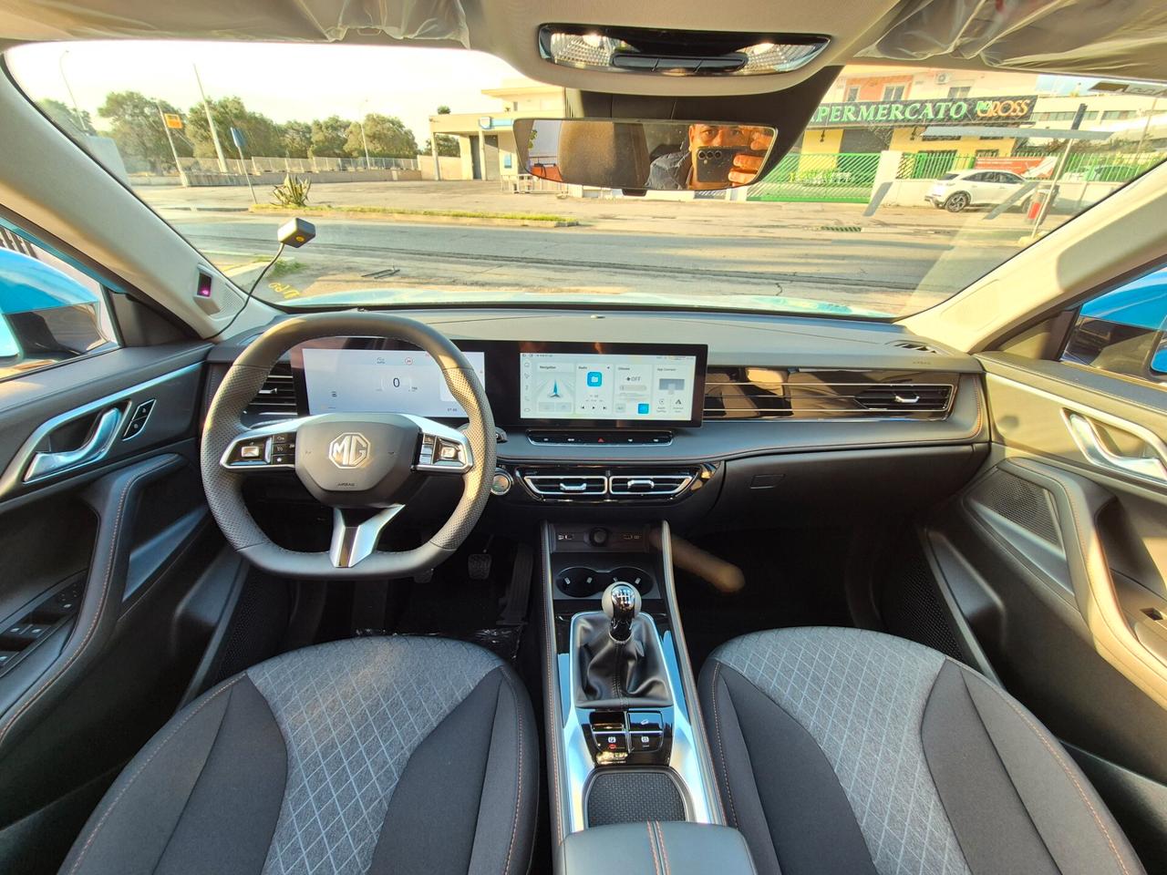 Mg Nuova HS 1.5 Comfort 170CV MT