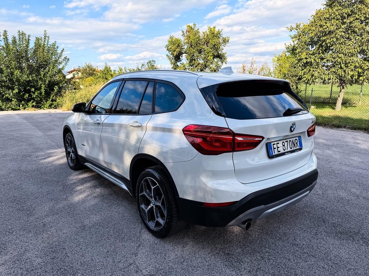 Bmw X1 sDrive18d xLine
