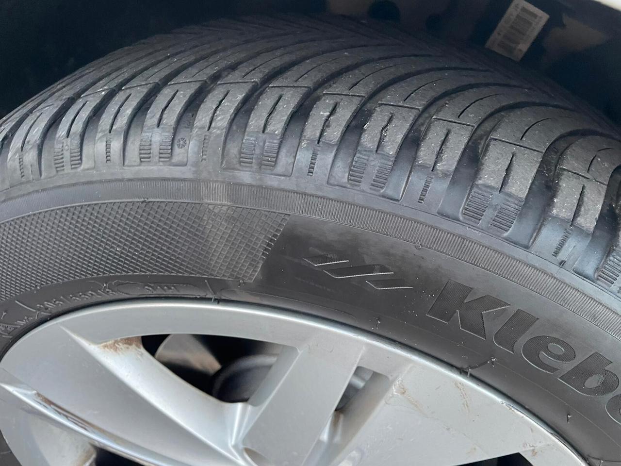 Volkswagen Golf 1.6 TDI 105CV DPF 5p.