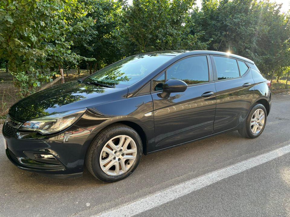 Opel Astra 1.6 CDTi 110CV Start&Stop 5 porte Innovation