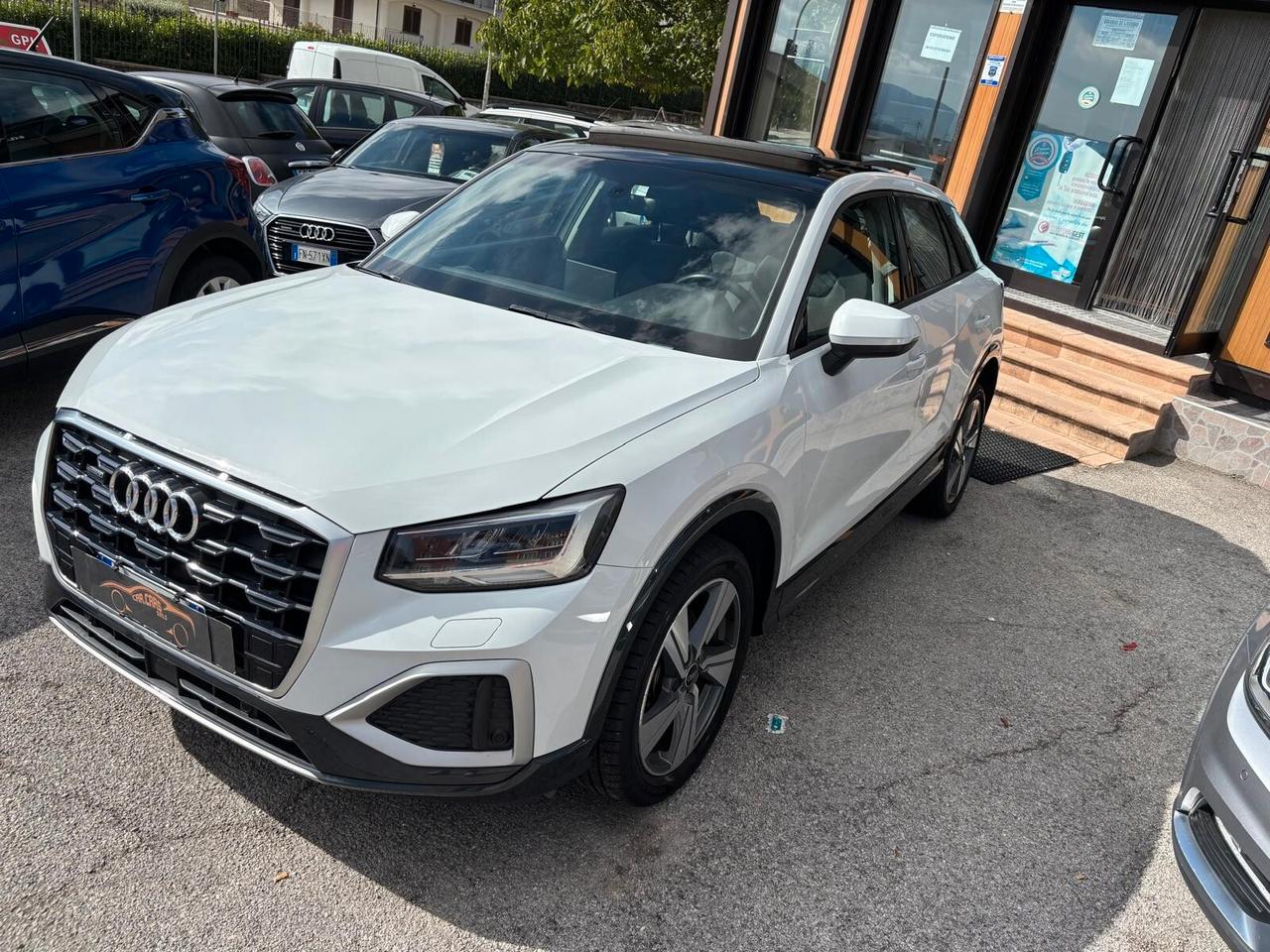 Audi Q2 35 TDI quattro S tronic Identity Black