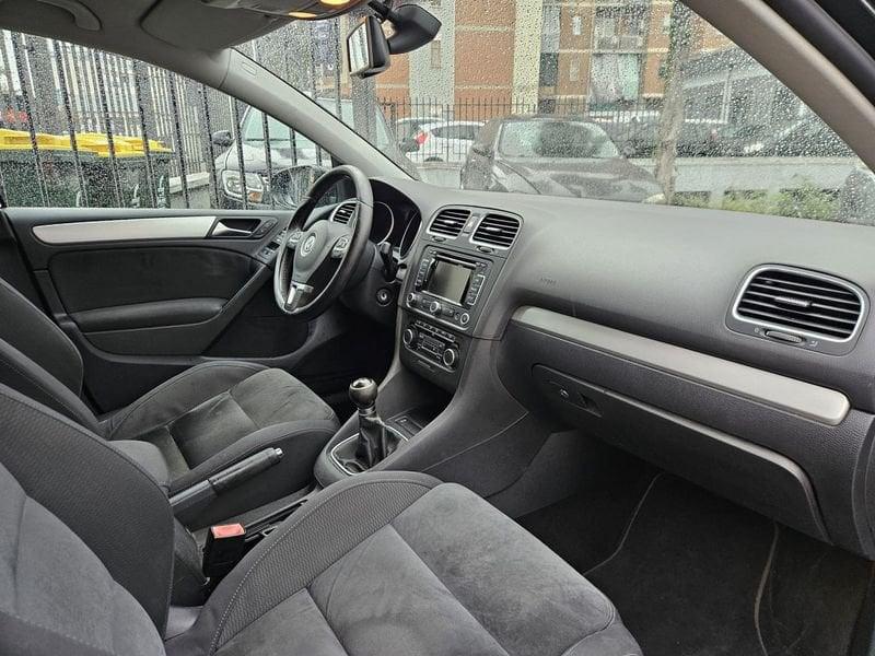 Volkswagen Golf Golf 5p 1.6 tdi Highline
