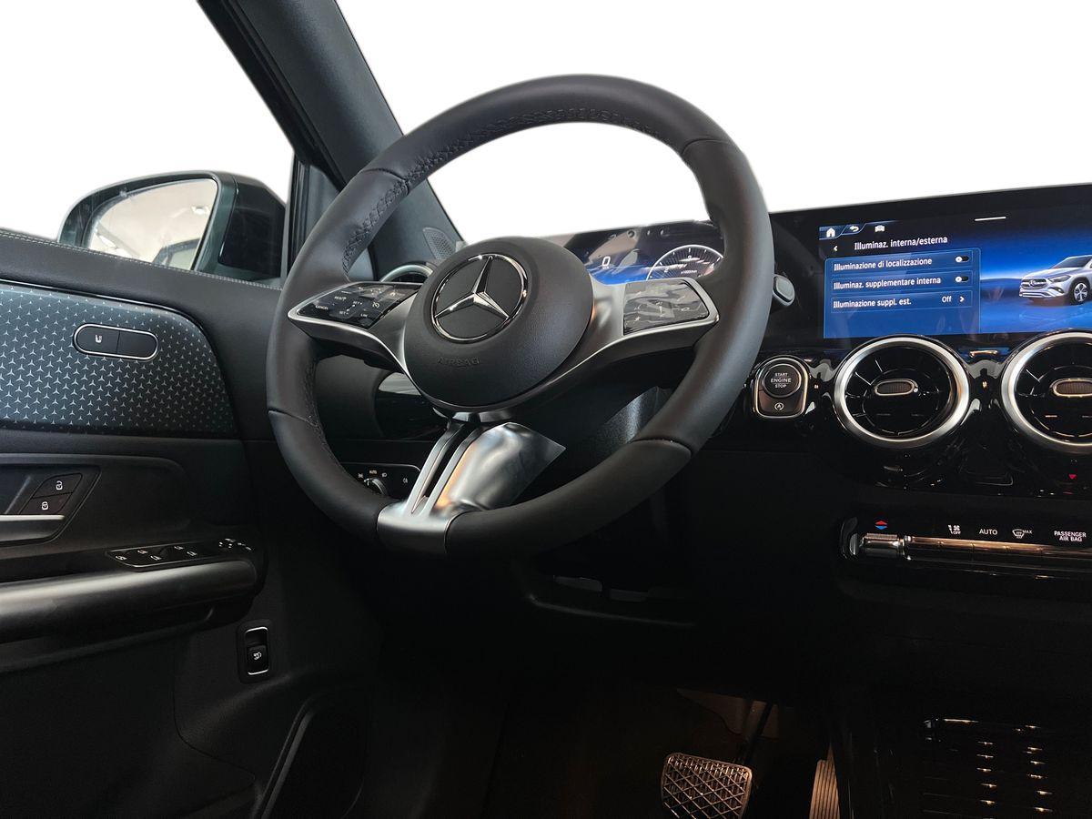 Mercedes-Benz GLA 200 d Automatic 4MATIC