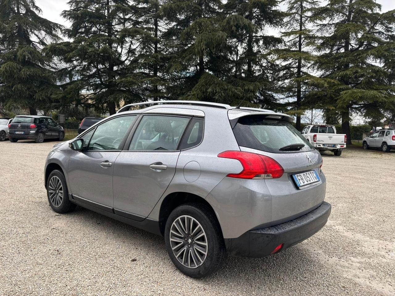 Peugeot 2008 PureTech 82 Allure Tua a 129€/Mese