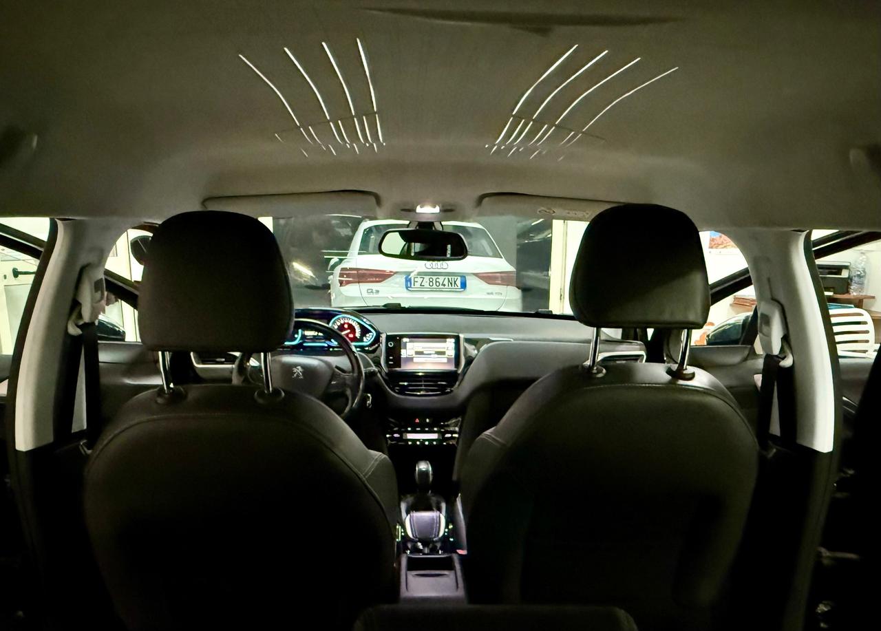 Peugeot 2008 BlueHDi 100 S&S Allure