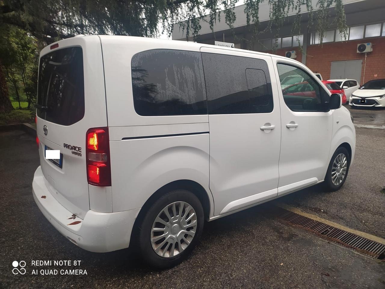 Toyota Proace Proace Verso 1.5D L1 D Lounge 120 cv