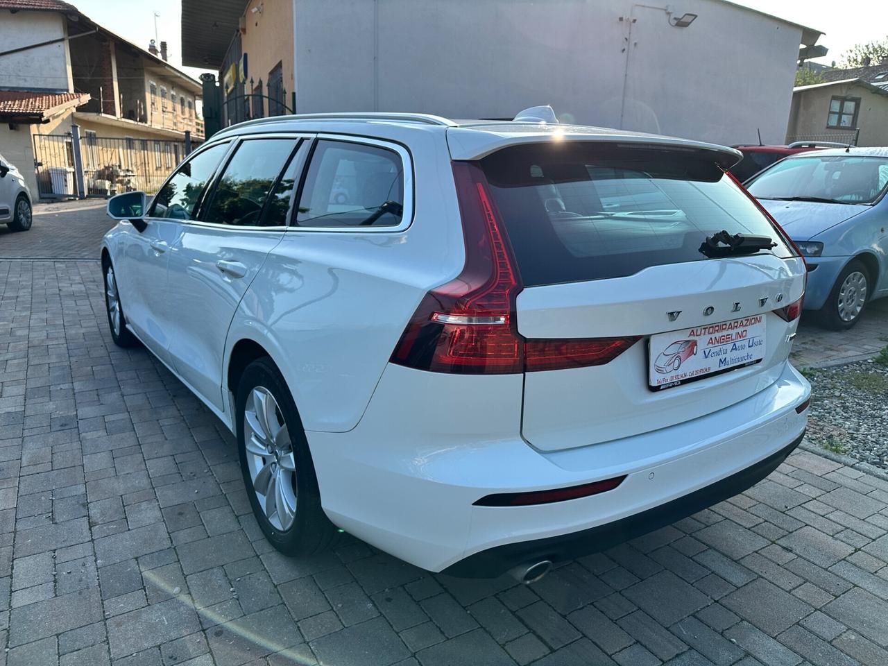 Volvo V60 D4 Geartronic R-design