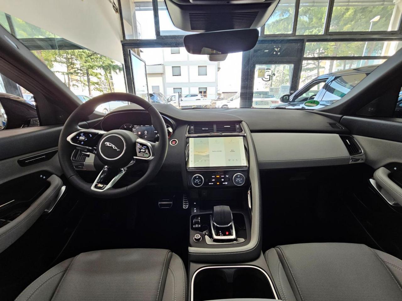 Jaguar E-Pace R-Dynamic SE Navi Camera Tetto C.20" LED BlackPack