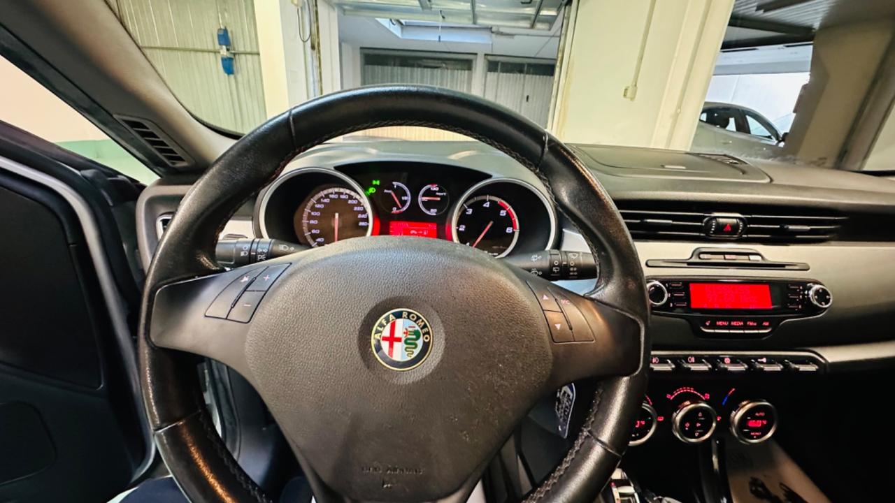 Alfa Romeo Giulietta 1.6 Diesel.anche per neopatentati
