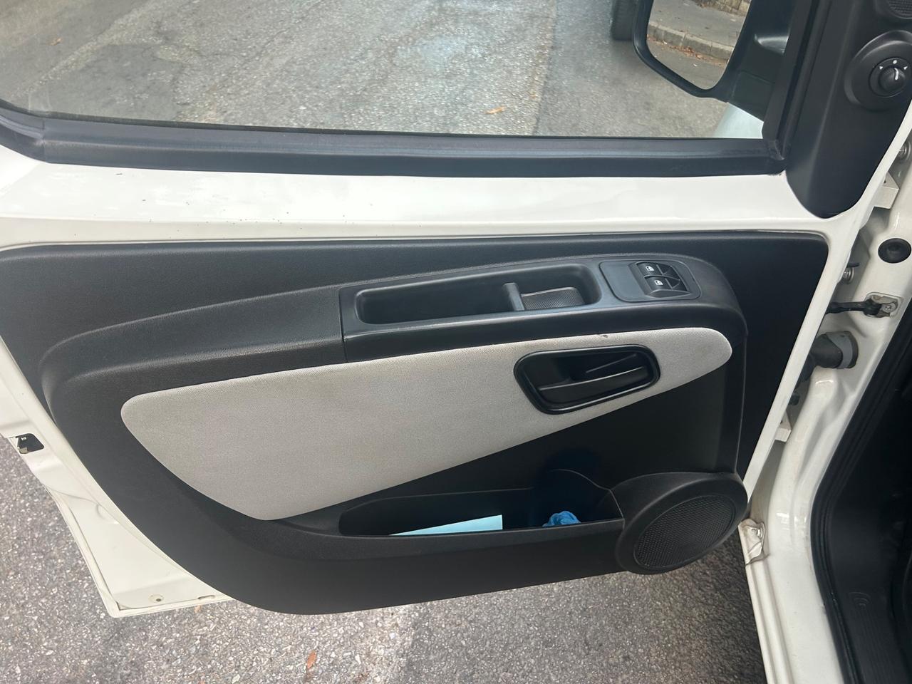 Fiat Qubo 1.3 MJT 95 CV Trekking