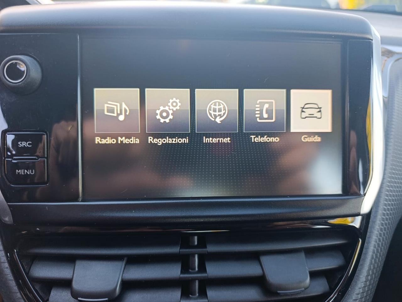 Peugeot 2008 1.6 e-HDi Allure 2015