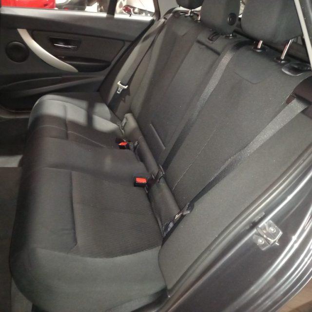 BMW 318 d Touring Business aut.