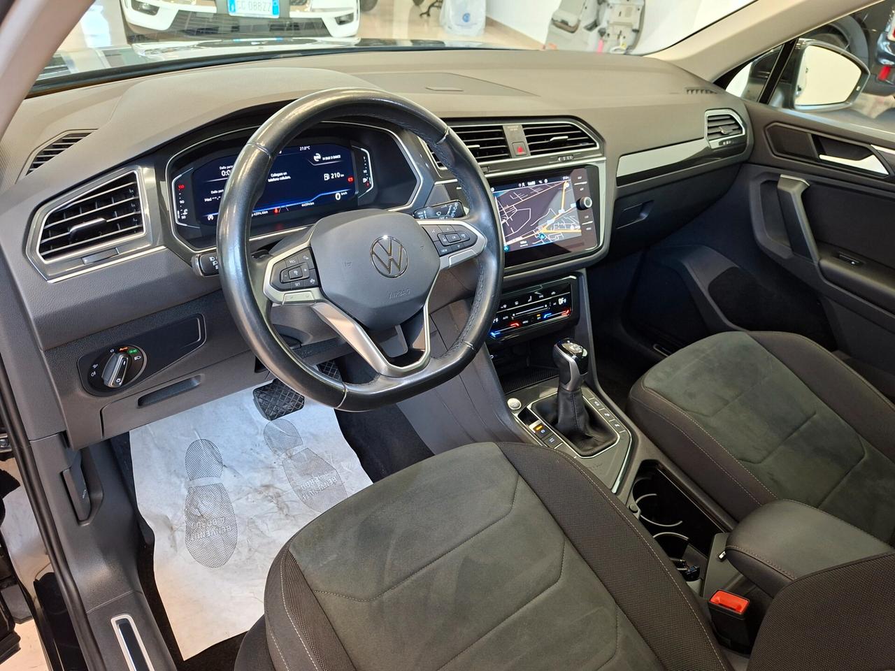 Volkswagen Tiguan 2.0 TDI 150 CV SCR DSG Elegance