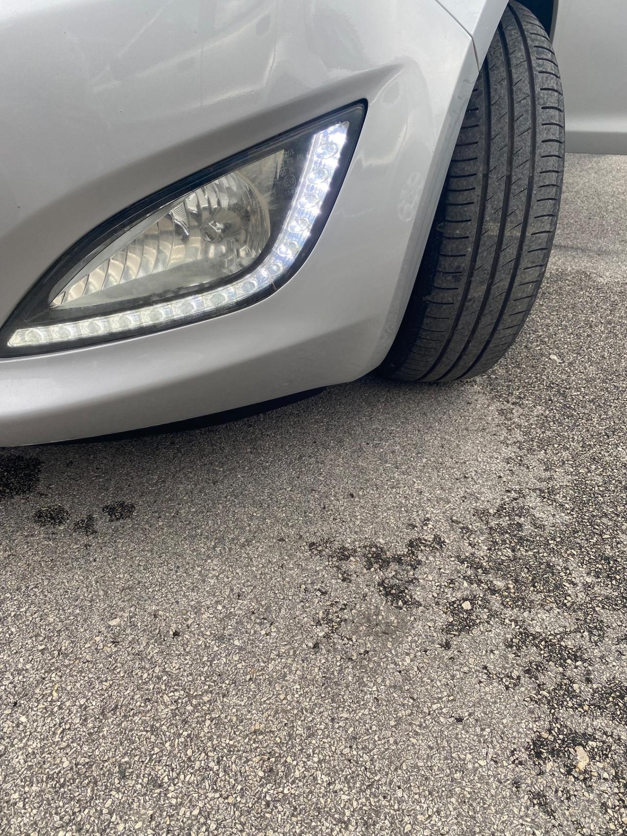 Hyundai i20 1.4 CRDi Anno 2013 Full Navi Led