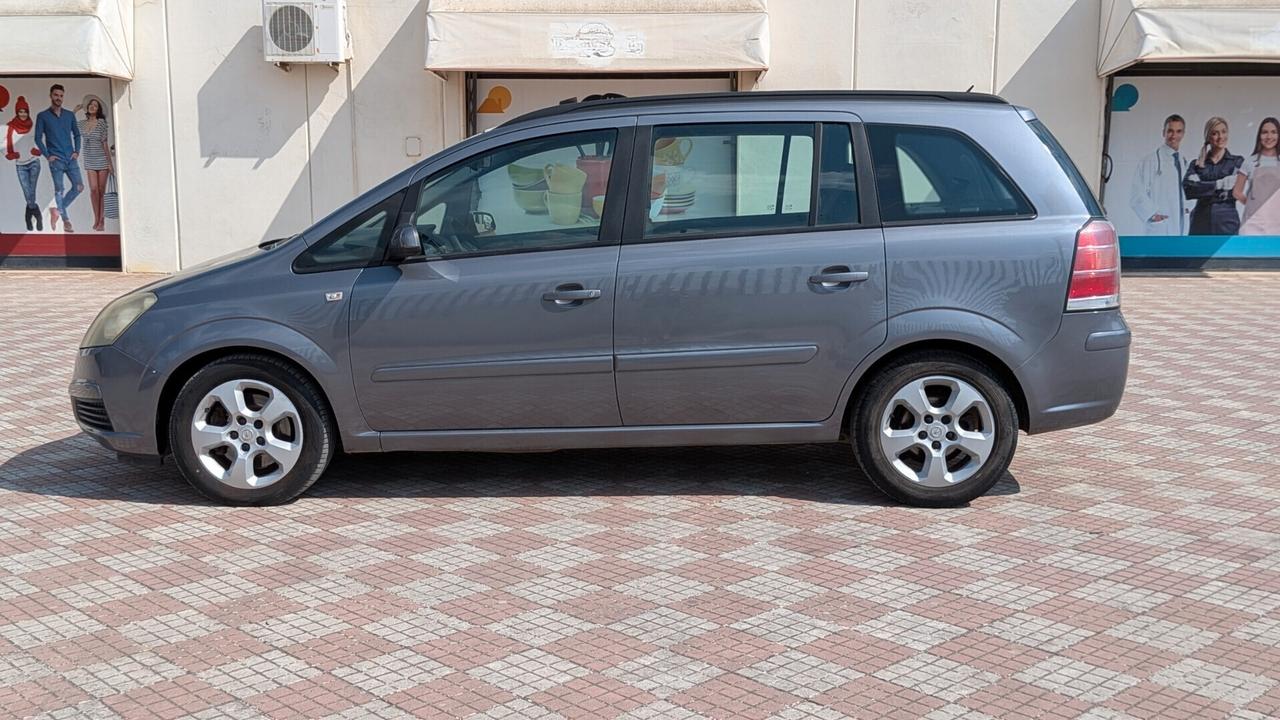 Opel Zafira 1.9 CDTI 101CV Cosmo