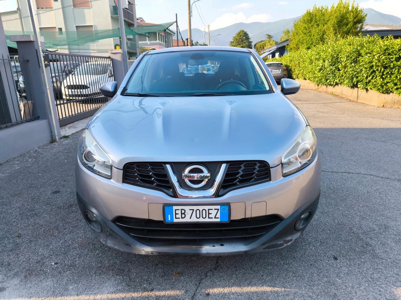 NISSAN QASHQAI 2,0 DCI 4X4- TEKNA-