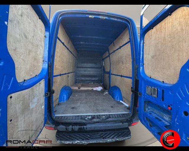 VOLKSWAGEN Crafter 30 2.0 TDI 136CV PM-TN Furgone