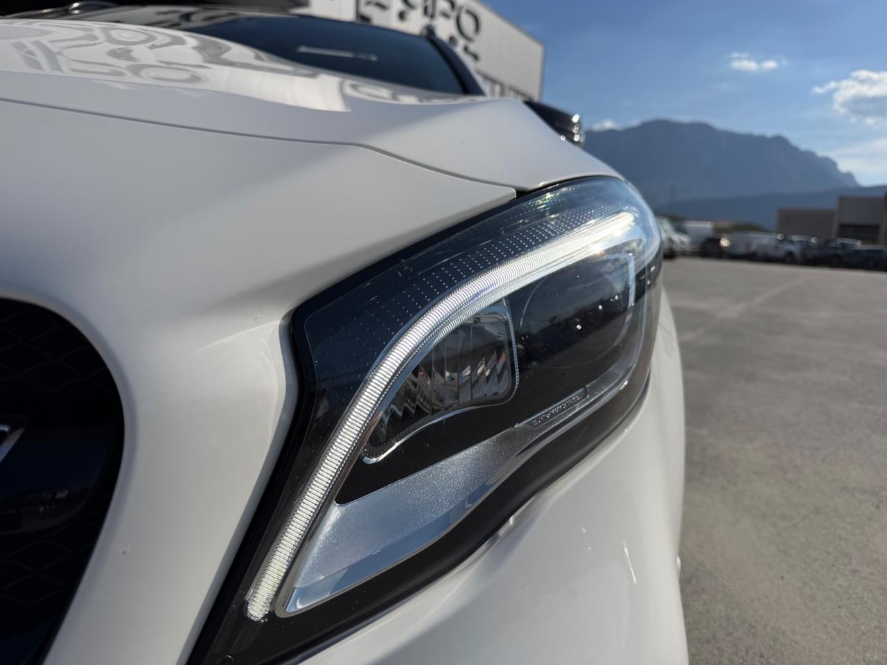 Mercedes-benz GLA 200 d Automatic Premium Night Edition