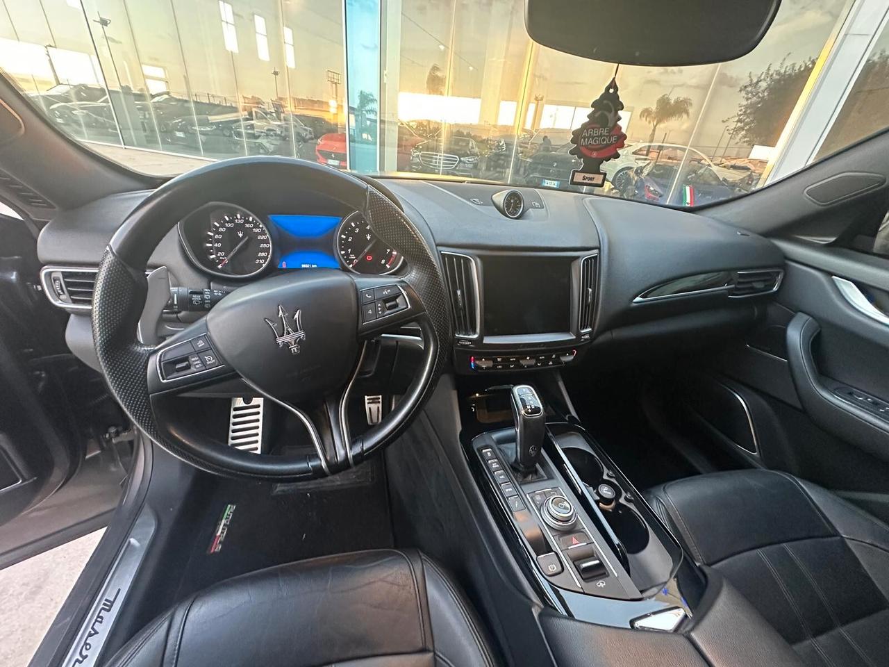 Maserati Levante V6 AWD Gransport