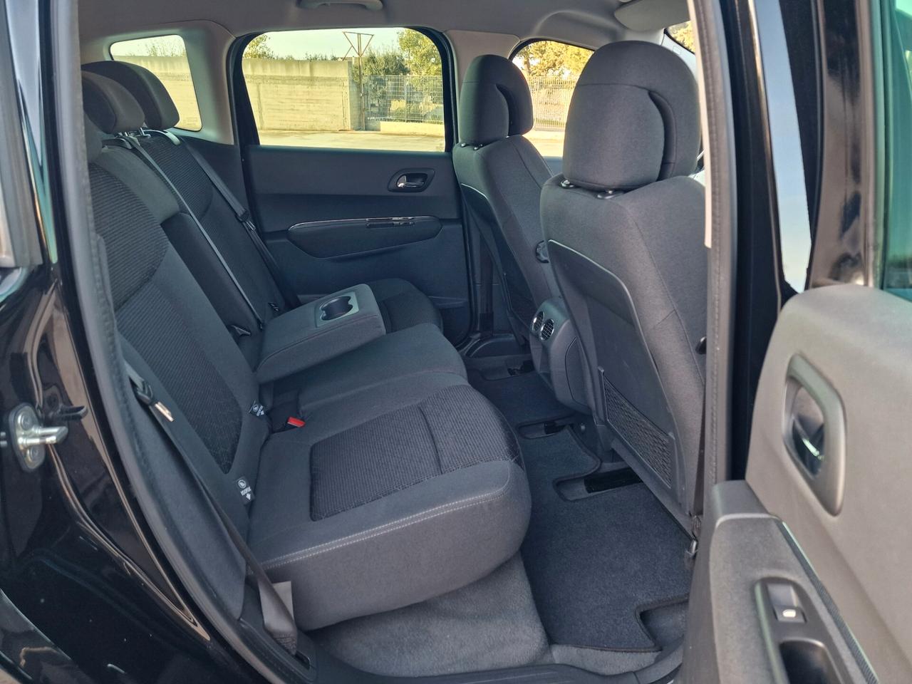 Peugeot 3008 BlueHDi 120 S&S Business