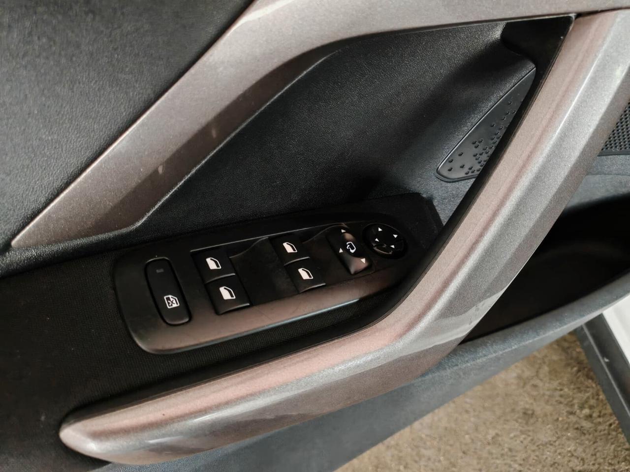 Peugeot 2008 PureTech 82 Allure