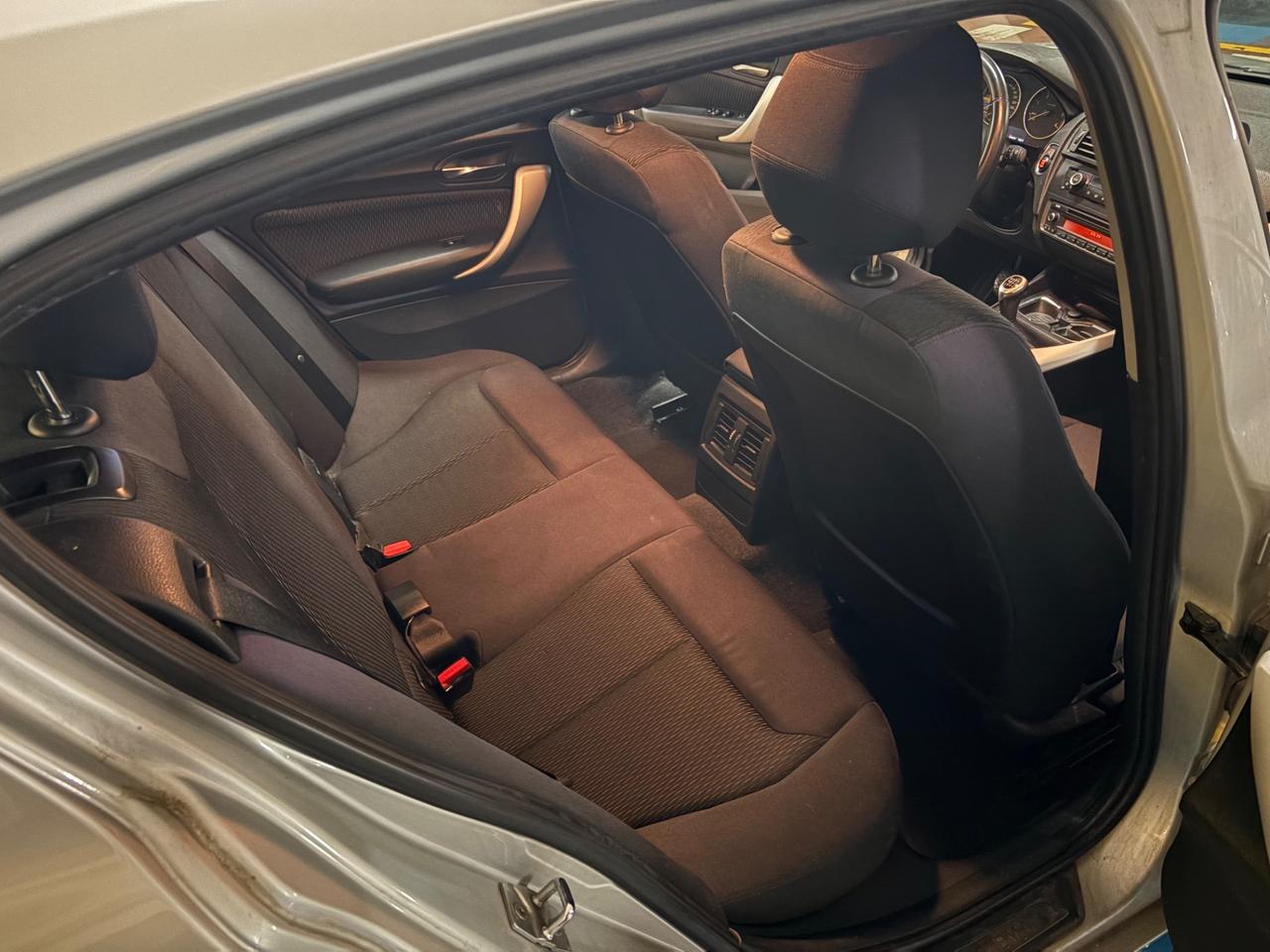 Bmw 116 118d 5p. Urban