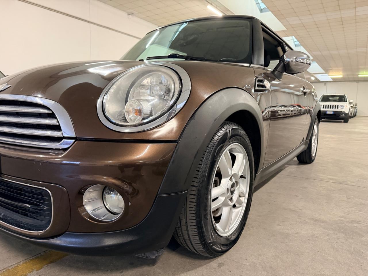 Mini 1.6 16V One (55kW)