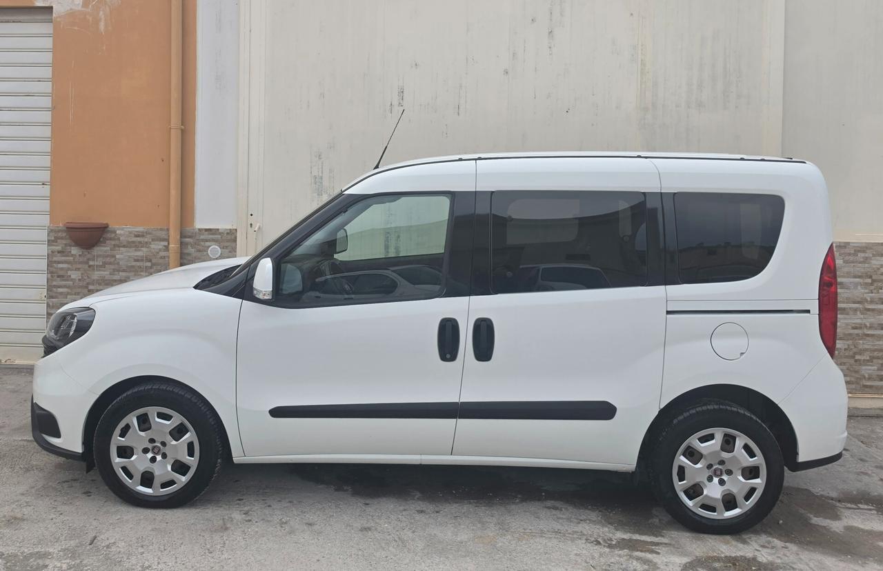 Fiat Doblò 1.6 MTJ 105CV 5 POSTI N1