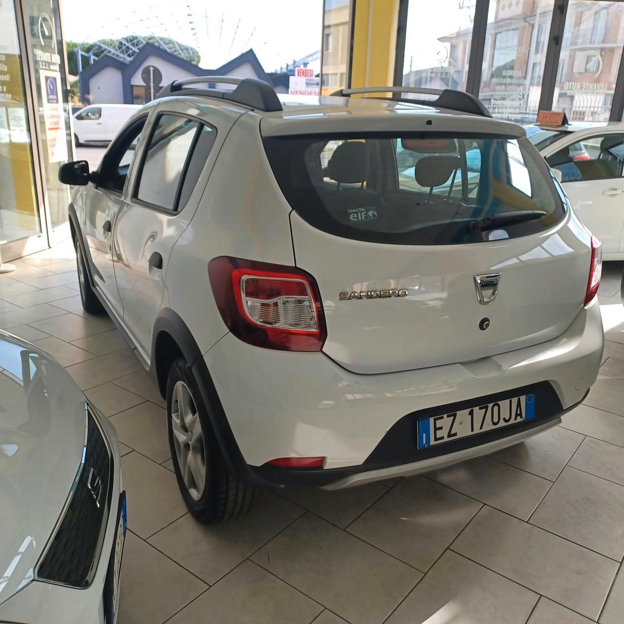 NEOPATENTATI SANDERO STEPWAY OTTIME CONDIZIONI