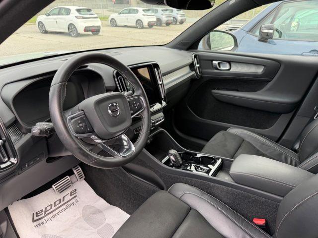 VOLVO XC40 T4 Recharge Plug-in Hybrid R-design