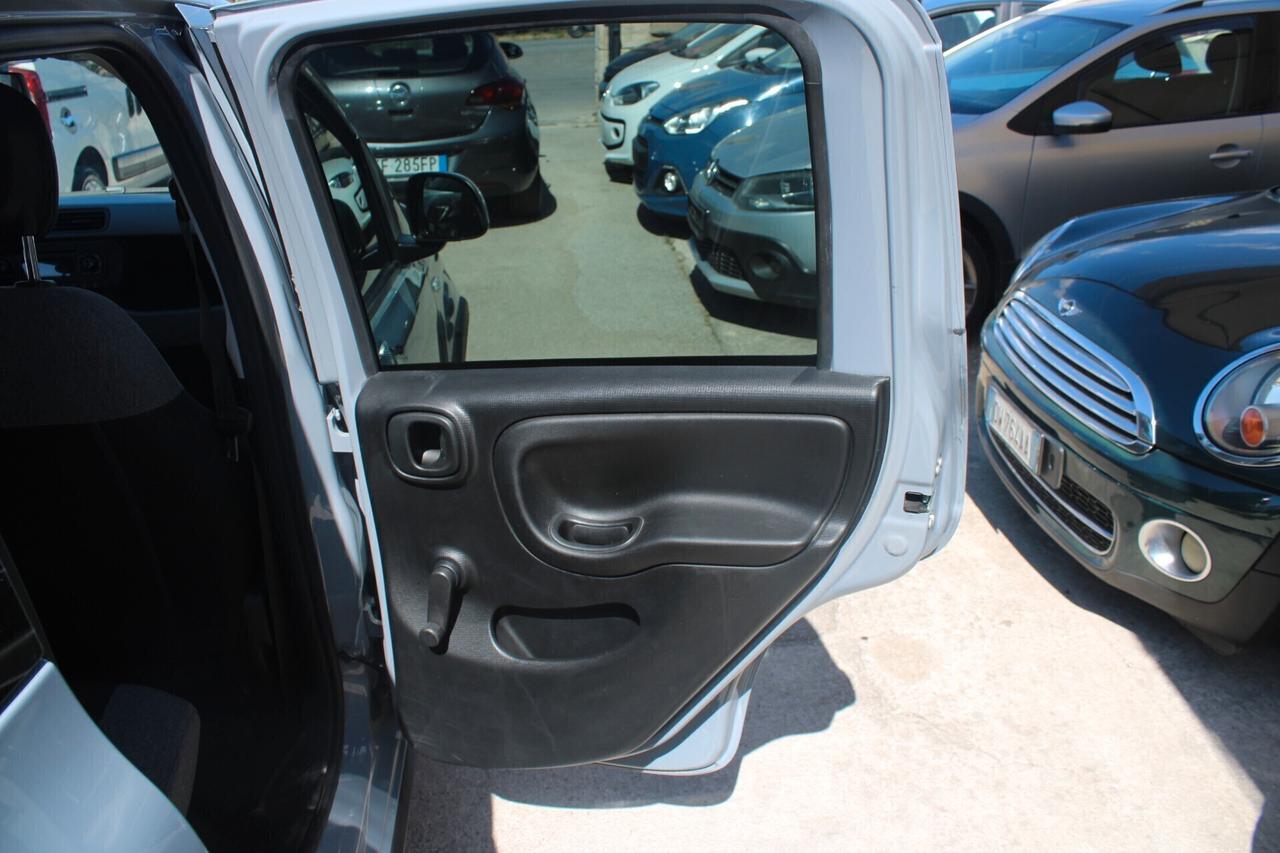Fiat Panda 1.0 FireFly S&S Hybrid City Cross