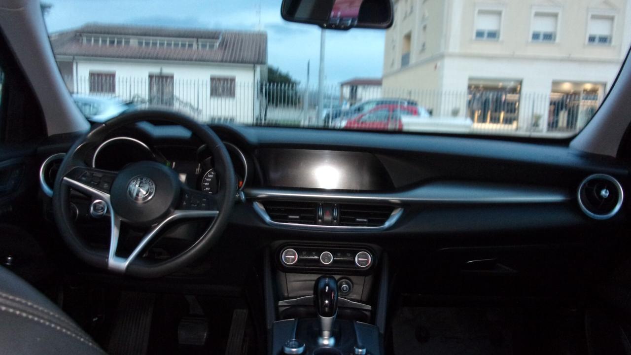 Alfa Romeo Stelvio 2.2 Turbodiesel 210 CV AT8 Q4 Executive