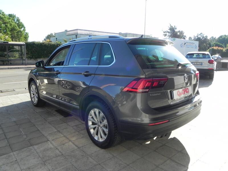 Volkswagen Tiguan 2.0 TDI SCR DSG Business BlueMotion Technology