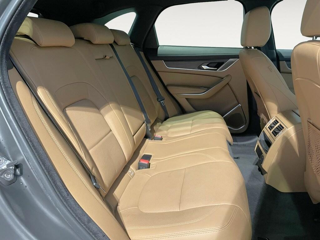 Jaguar F-Pace SE awd 204cv