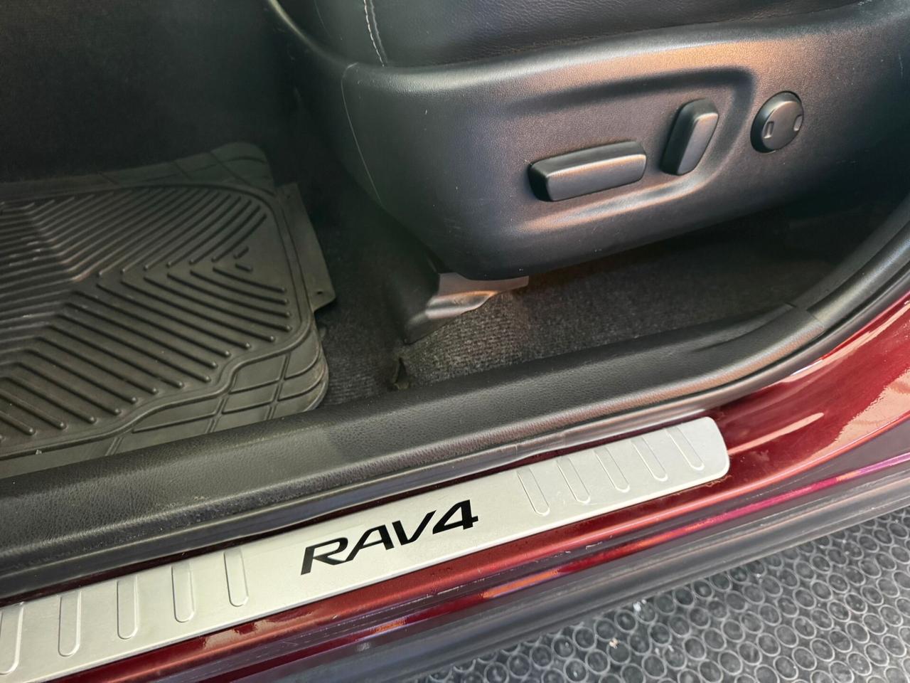 Toyota RAV 4 RAV4 2.0 D-4D 2WD Lounge