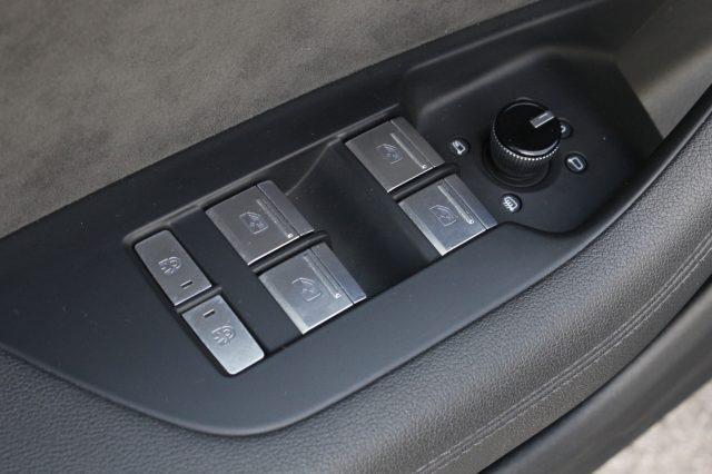 AUDI RS6 Avant 4.0 TFSI V8 UNICOPROP. Carboceramic/Carbonio