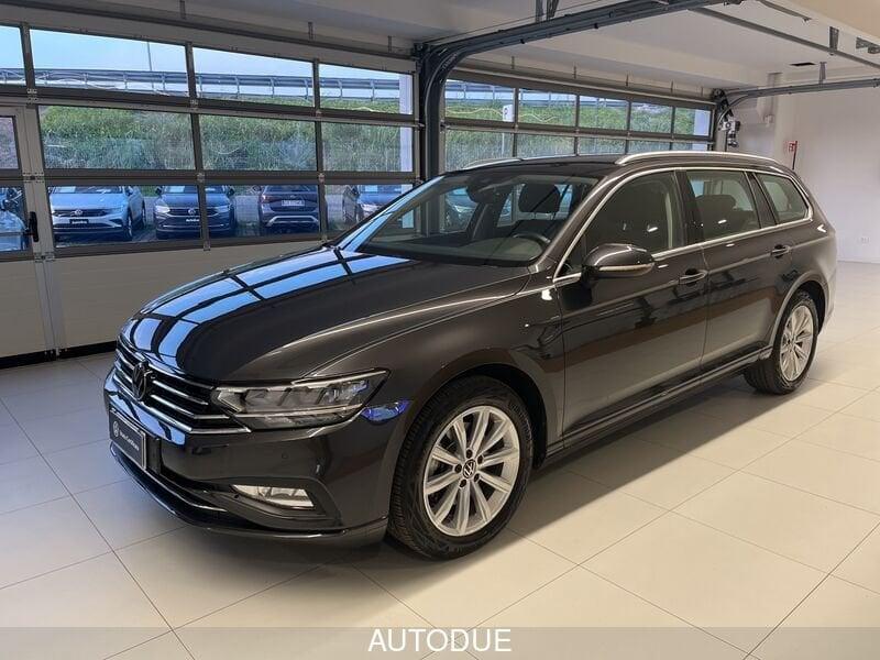 Volkswagen Passat VARIANT 2.0 TDI BUSINESS DSG 150CV