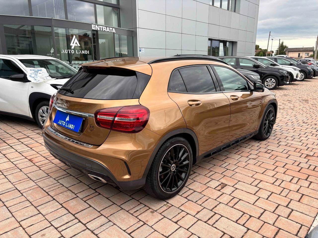 Mercedes-benz GLA 200