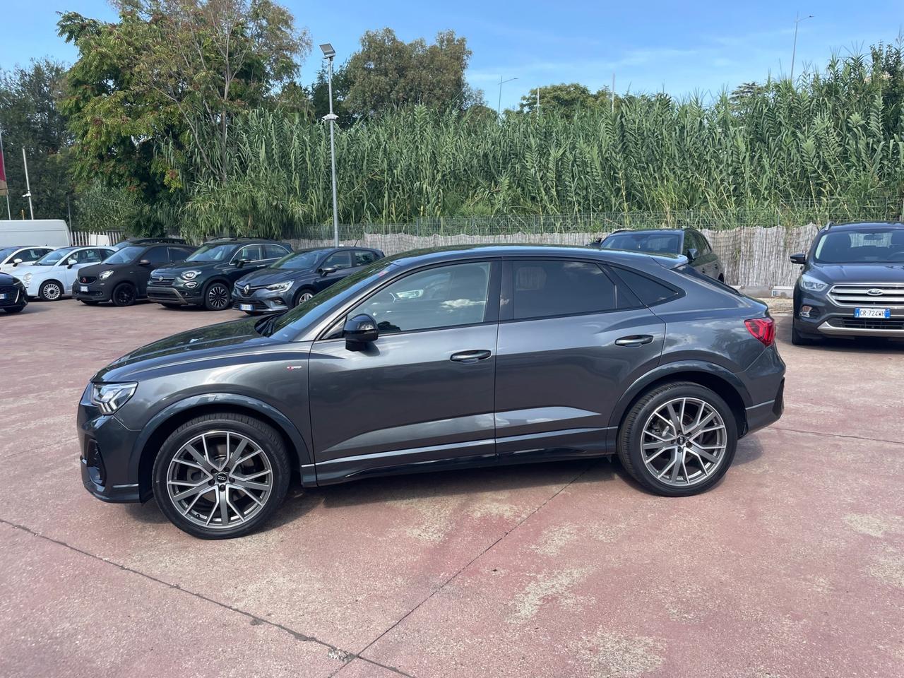 Audi Q3 SPB 35 TFSI S line edition